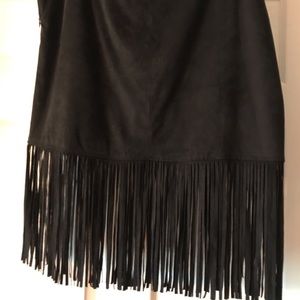 Xl Chelsea and Theodore fringe faux suede skirt